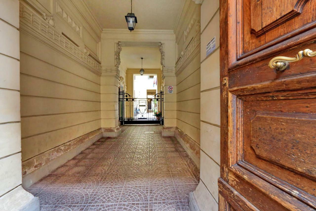 Apartment Vespucci Rome Bagian luar foto